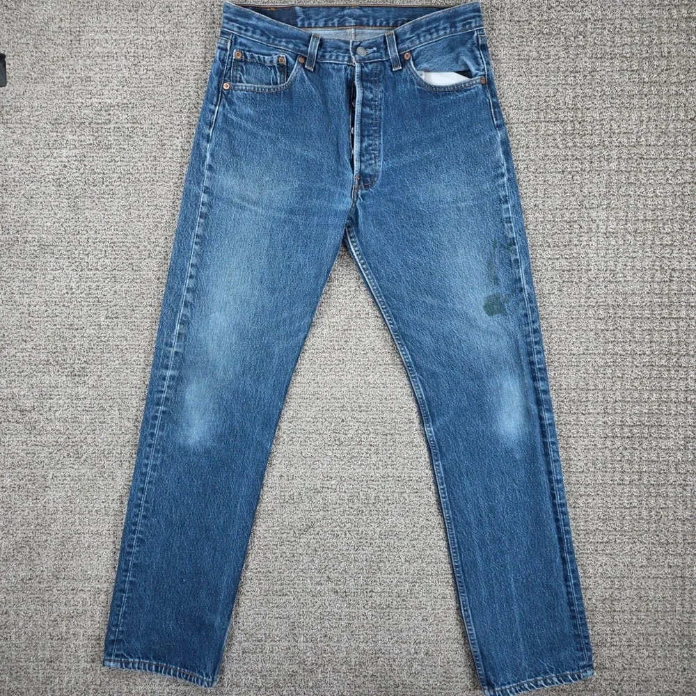 Vintage 90s Levis 501xx 32x33 Mens Blue Denim Straight Button Fly Jeans Made USA